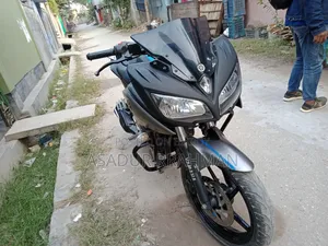 Yamaha 2019 Black