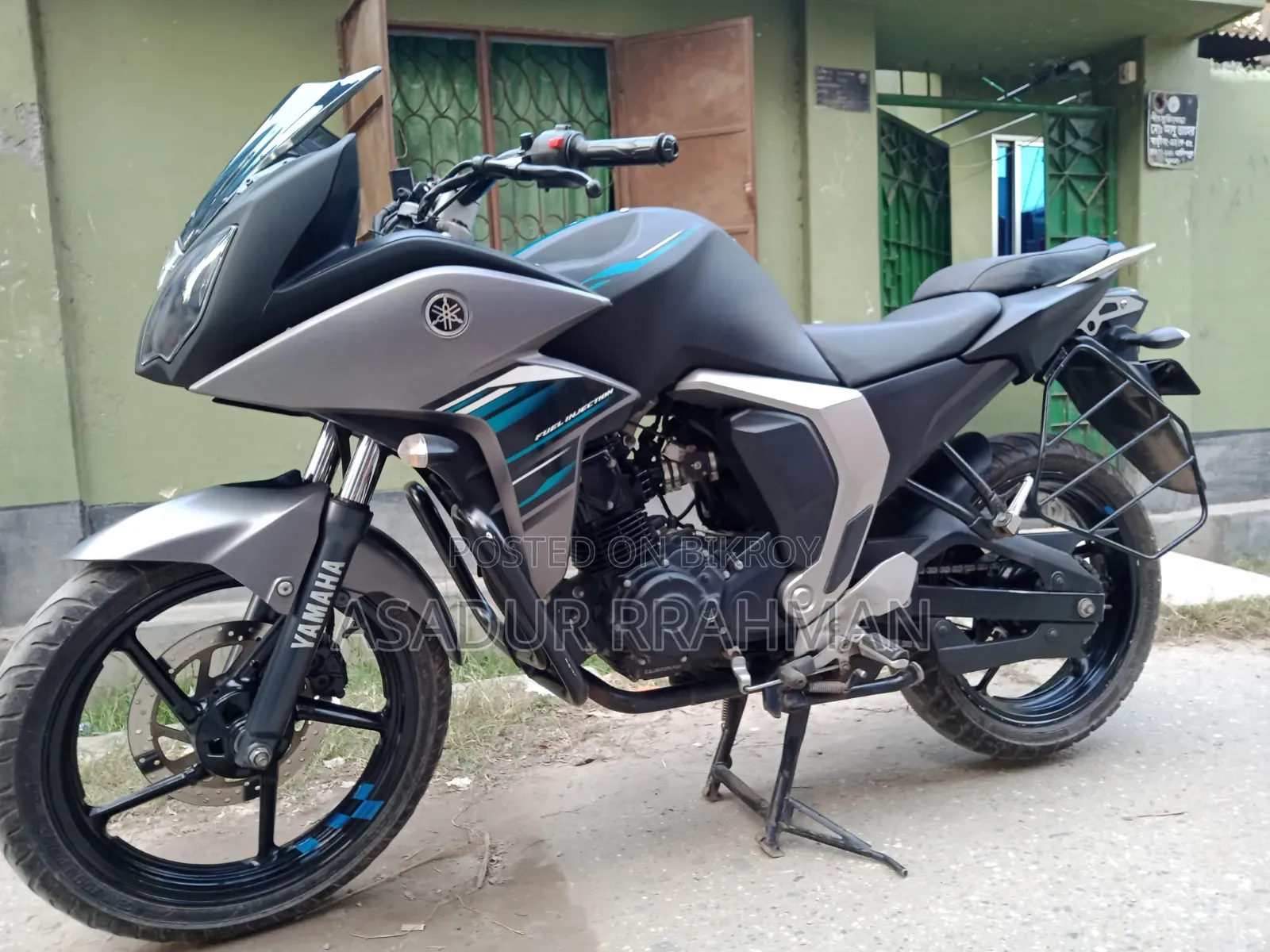 Yamaha 2019 Black