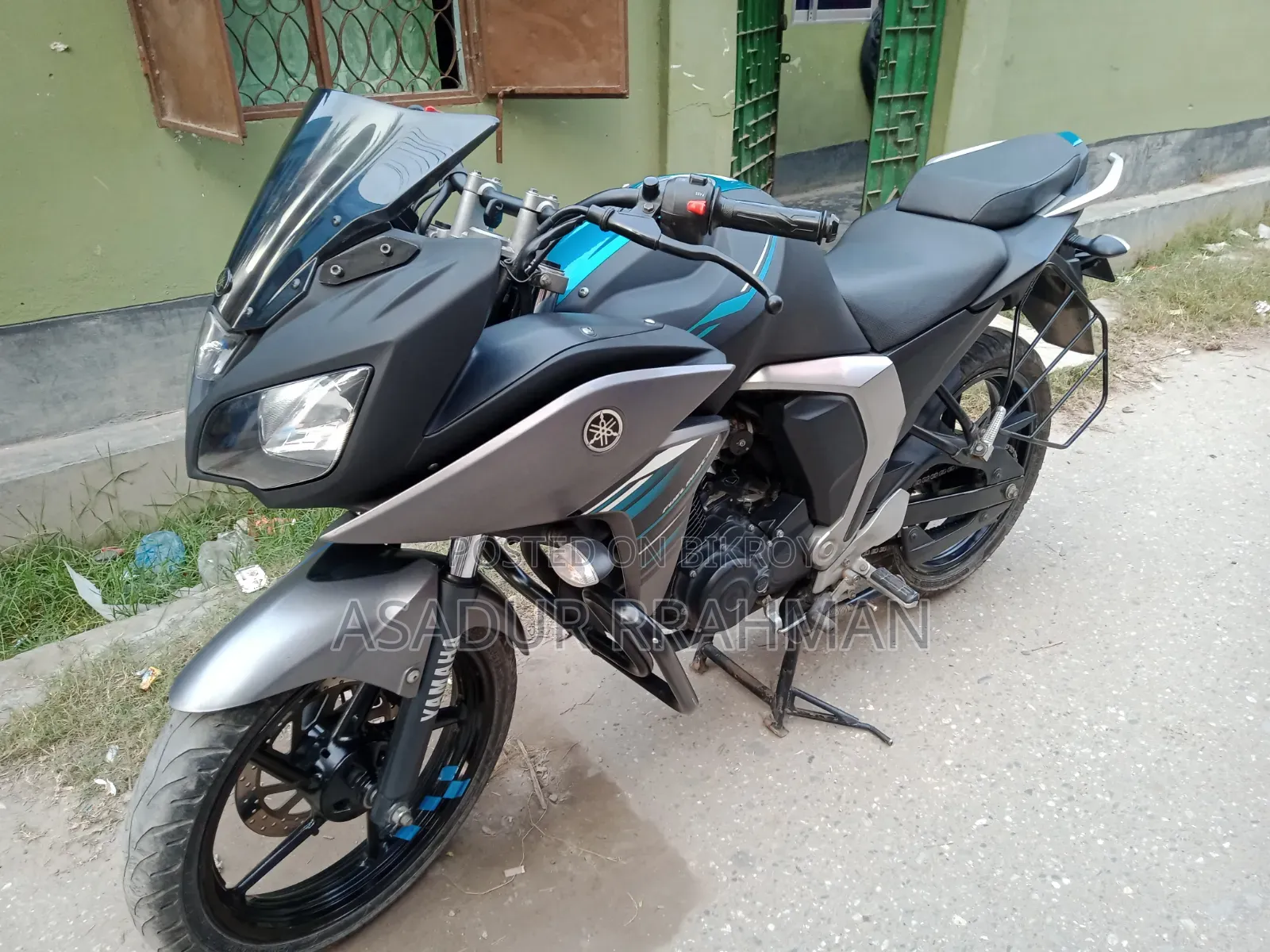 Yamaha 2019 Black