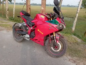 Suzuki Sport 2024 Red