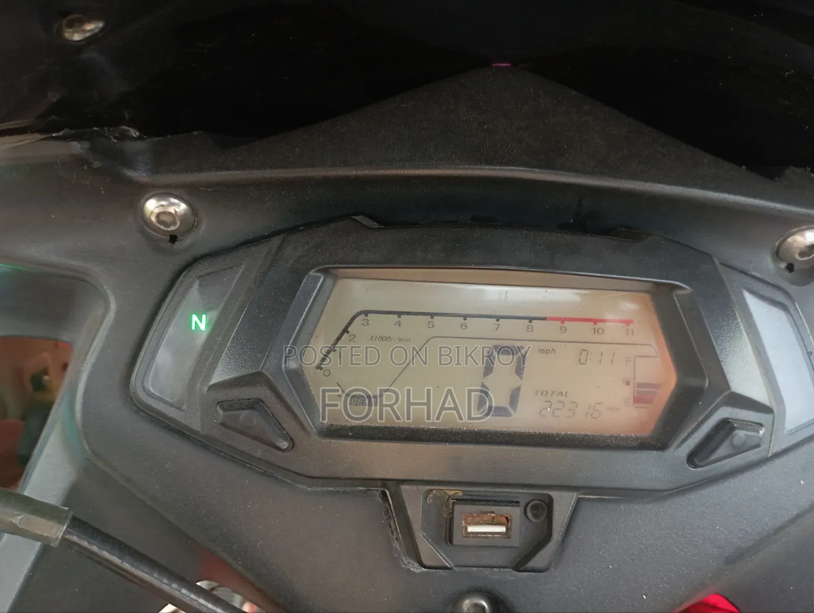 Suzuki Sport 2024 Red