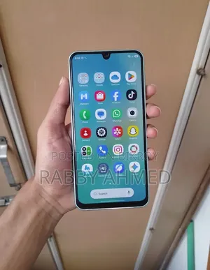 Samsung Galaxy A06 128 GB