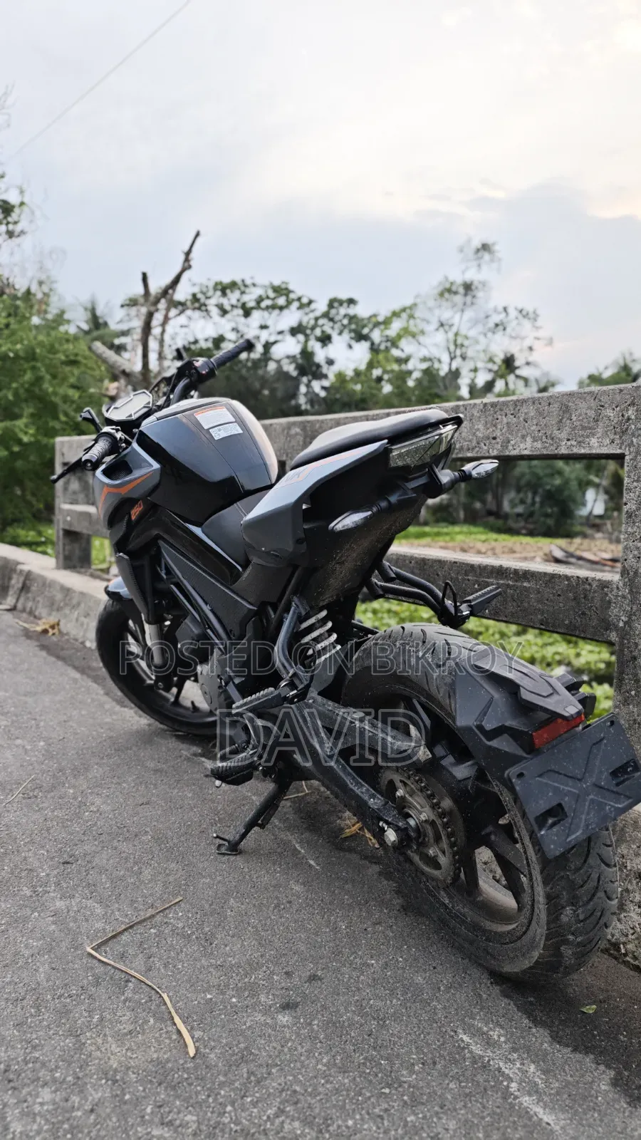 CFMoto 250NK 2025