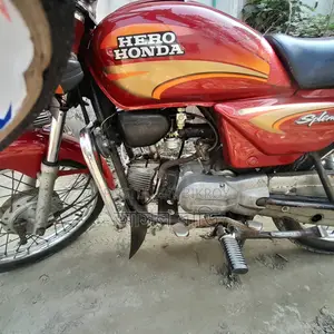 Hero Splendor Plus 2012 Red