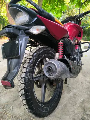 Hero Hunk 2011 Red