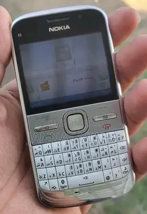 New Nokia E5 White