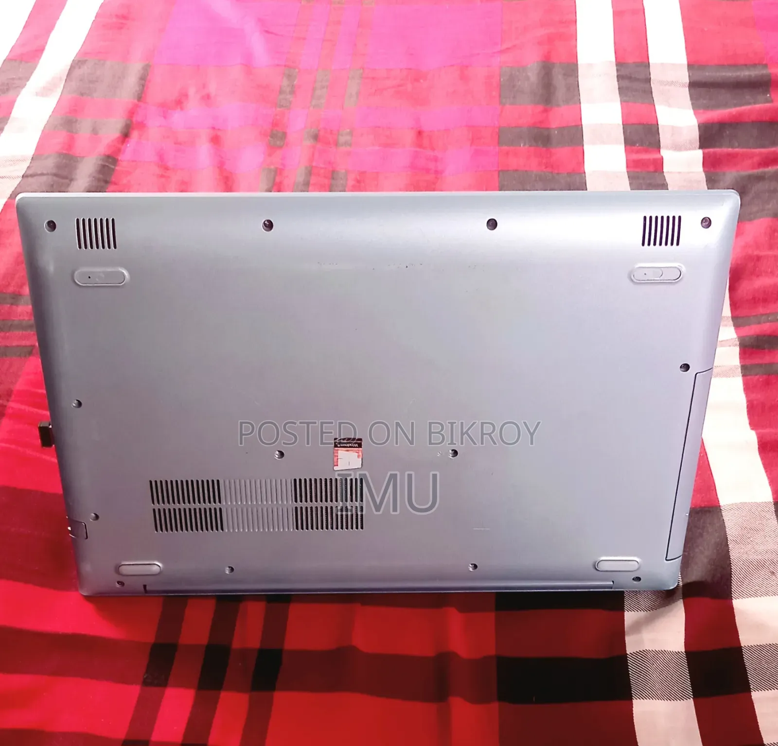 Laptop Lenovo IdeaPad 320 4GB Intel Core I3 HDD 1TB