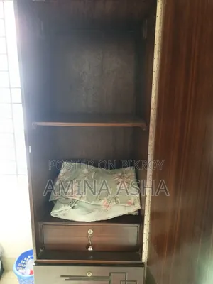 Almirah for Sale