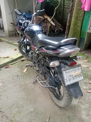 Bajaj Discover 100 2018 Black