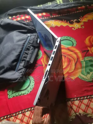 Laptop NEC 8GB Intel Core i5 SSD 256GB