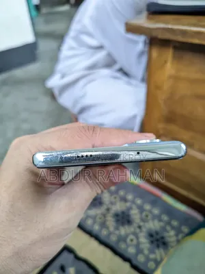 Tecno Camon 40 Pro 4G 256 GB White