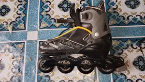Tian-e Inline Skates (Good Condition)+ Protective Guards Set