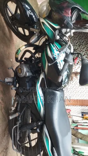 Bajaj Discover 100 2015 Black