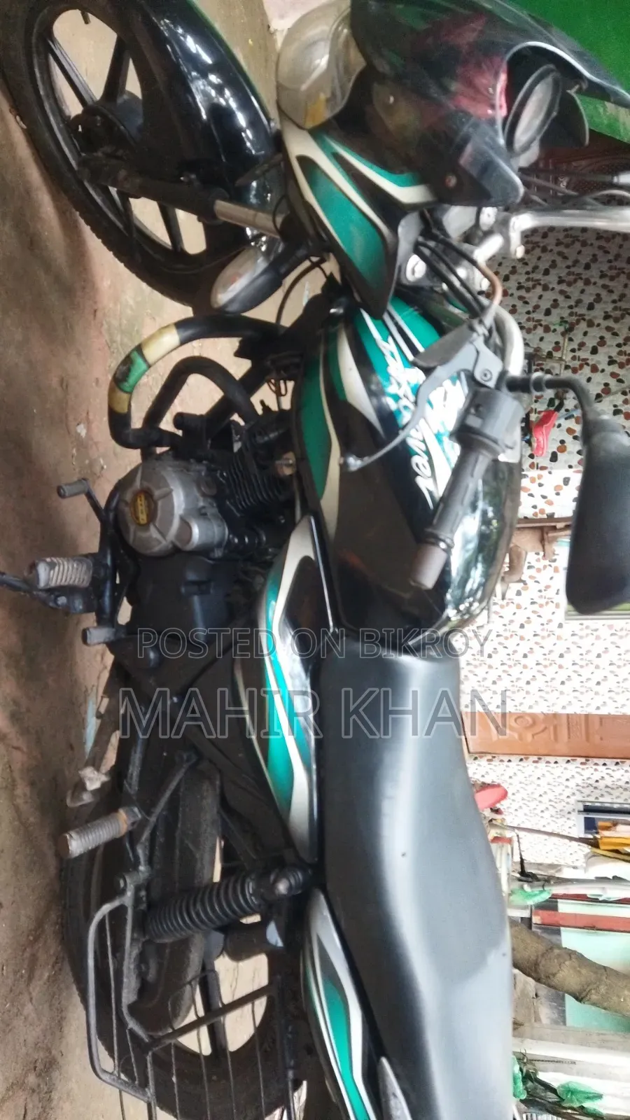Bajaj Discover 100 2015 Black