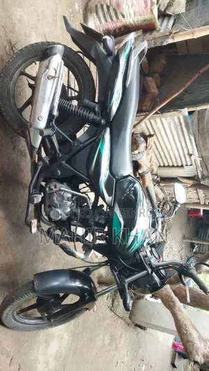 Bajaj Discover 100 2015 Black