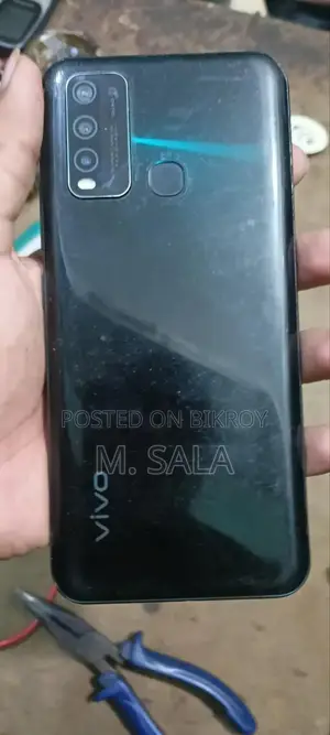 Vivo Y30 128 GB Black
