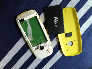 Nokia 3310 Yellow