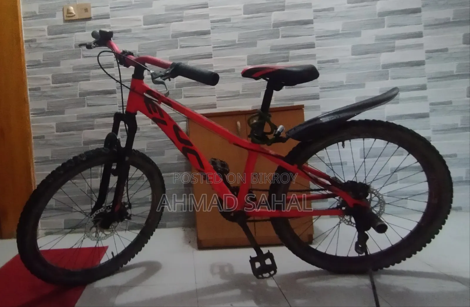 A bicycle will be sold. 24 size. Veloce Junior.