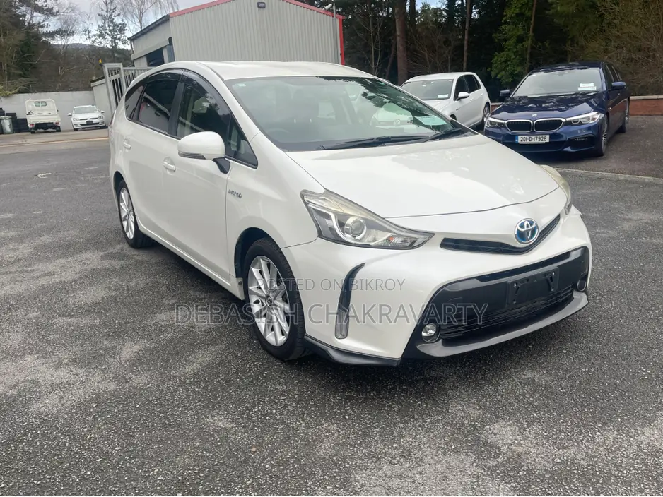 Toyota Prius 2015 Pearl