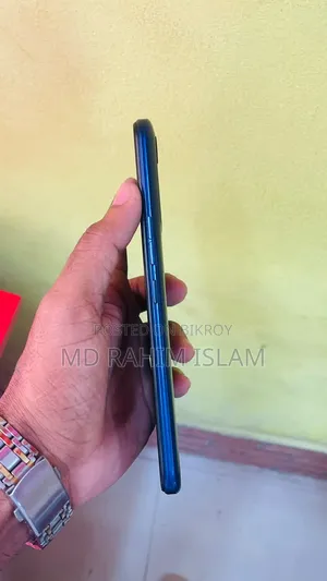 টেকনো স্পার্ক গো ২০২২ ৩২ জিবি নীল