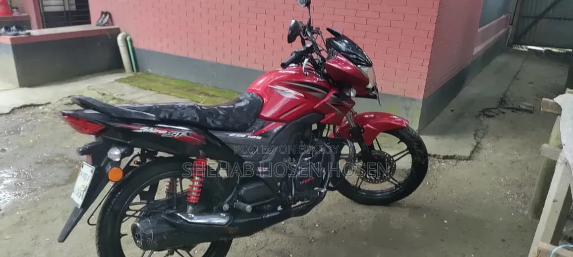 Honda 2022 Red