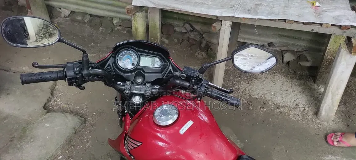 Honda 2022 Red