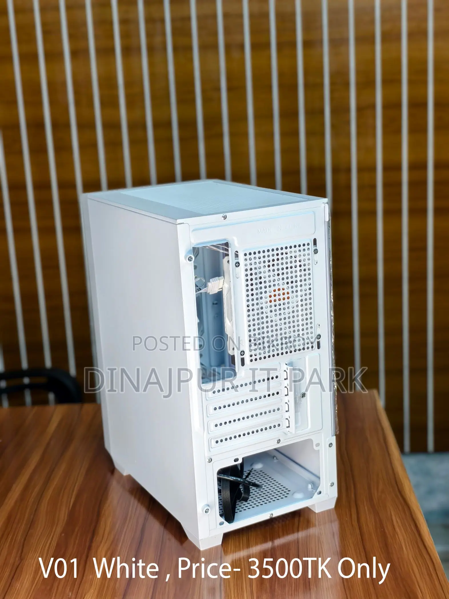 Golden Field V01 White Mesh Front Gaming Computer Case