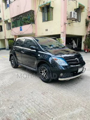 Toyota IST 2004 Black