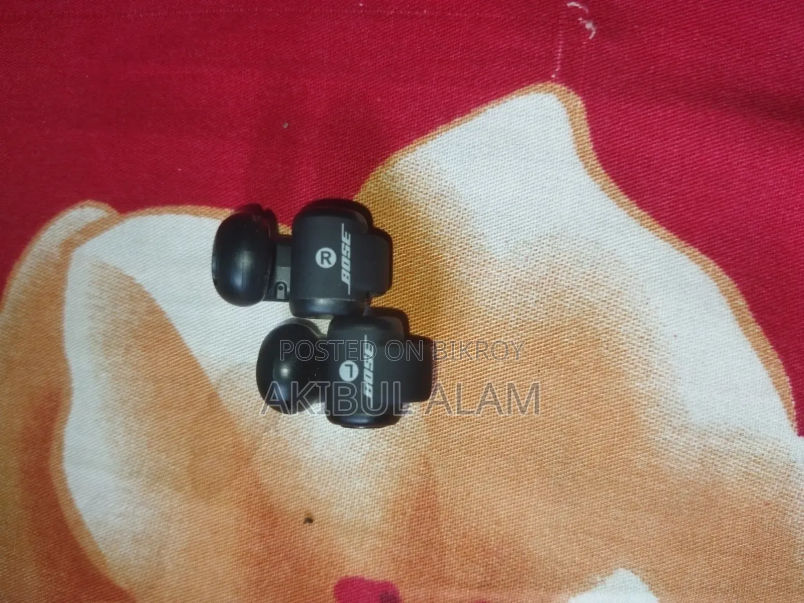 বোস আল্ট্রা ওপেন ইয়ারবাডস (শুধু বাডস, বক্স হারিয়ে গেছে)