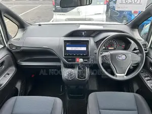 Toyota Noah 2021 Pearl