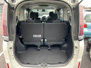 Toyota Noah 2021 Pearl