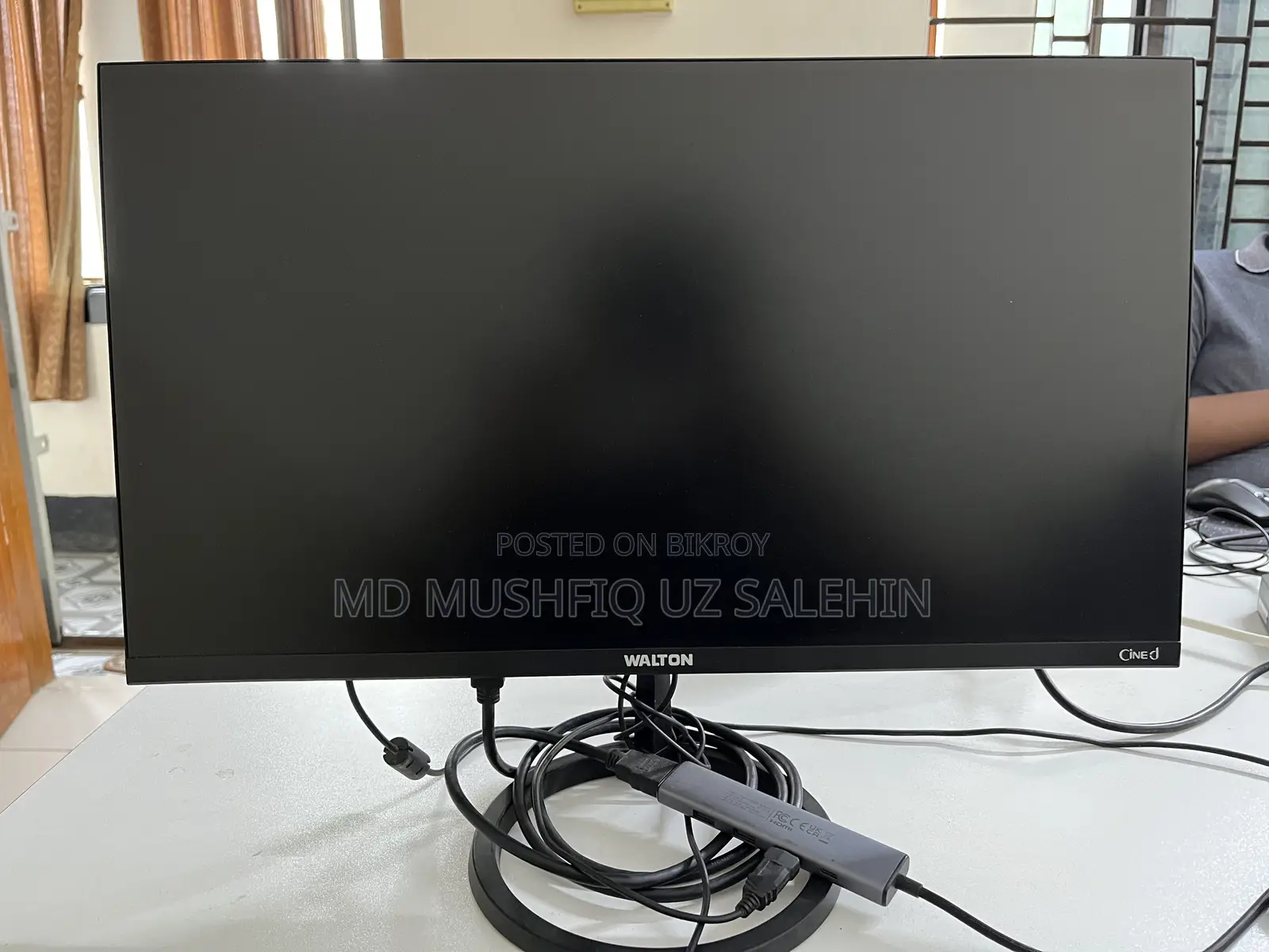 Walton 22" Inch Borderless Monitor