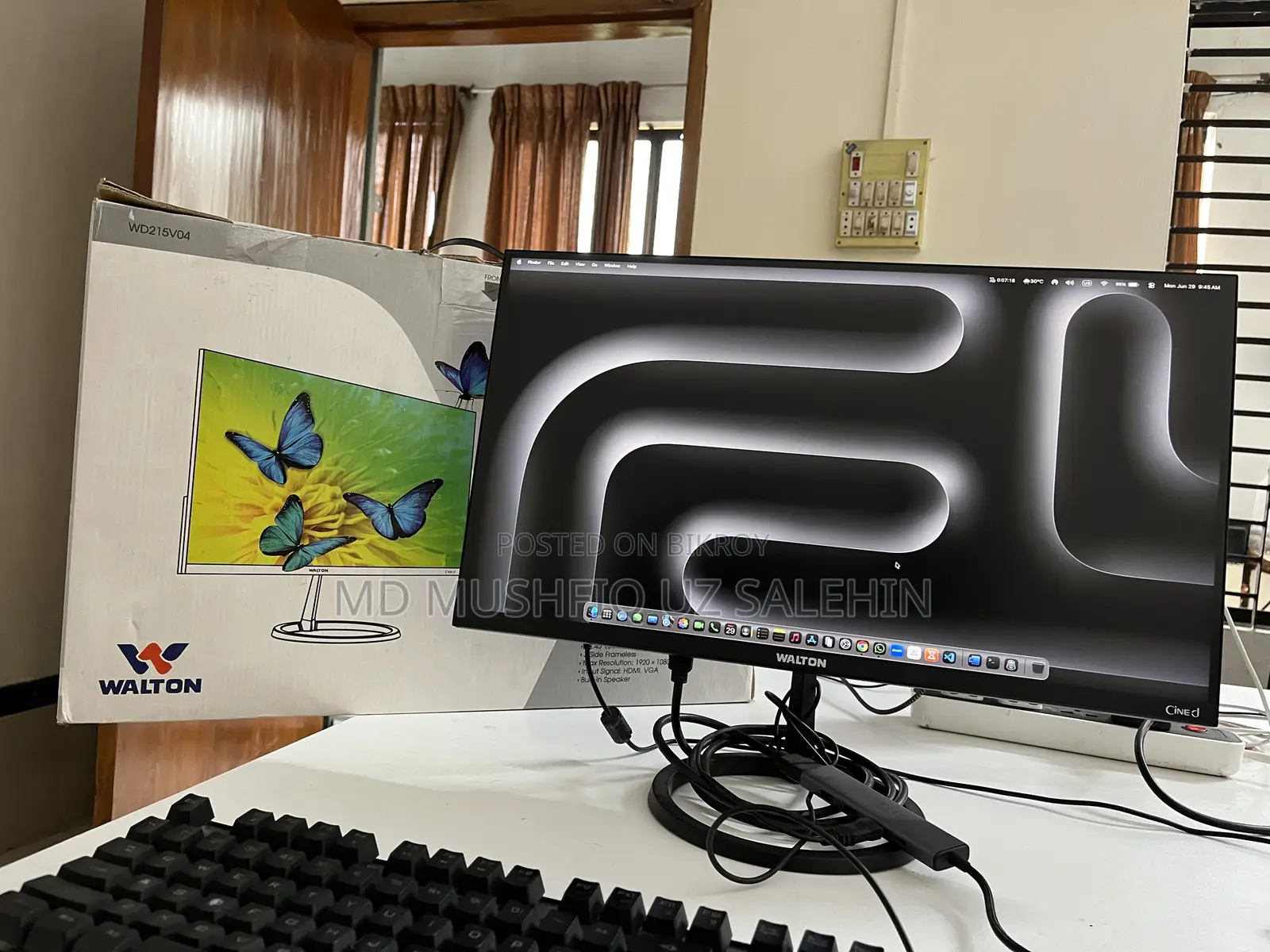 Walton 22" Inch Borderless Monitor