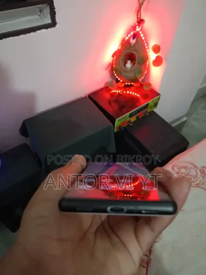 EL 128 GB White