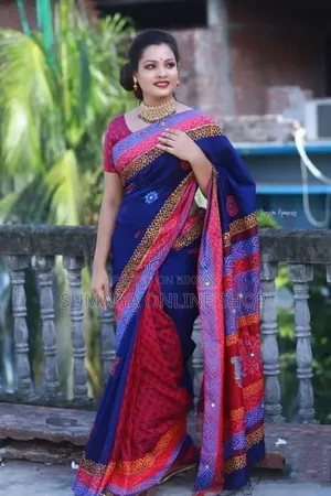 প্রিমিয়াম ধুপিয়ান সিল্ক শাড়ি ব্লক প্রিন্ট ও এমব্রয়ডারি কাজ