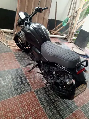 ইয়ামাহা ২০২৩ ব্ল্যাক
