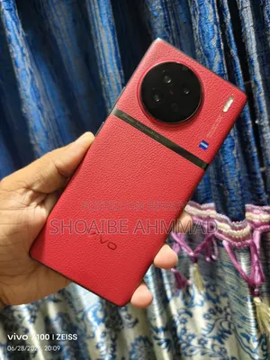 Vivo X90 256 GB Red