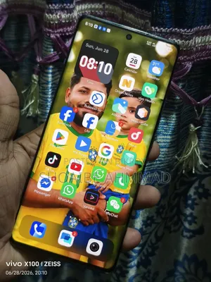 Vivo X90 256 GB Red