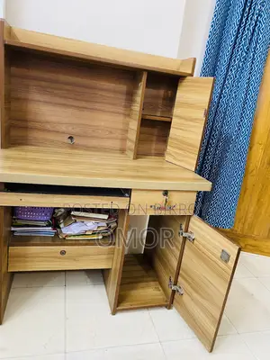 Office Or Home Useable Computer Table