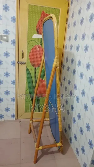 আয়না বিক্রির জন্য