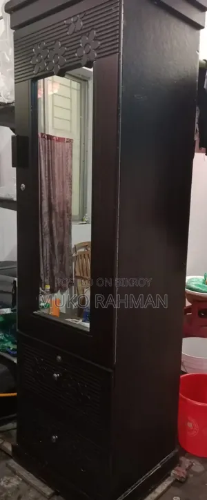 Almirah for sale