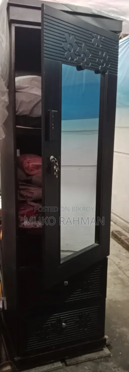 Almirah for sale
