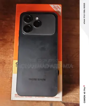 টেকনো স্পার্ক ৪০ ১২৮ জিবি কালো