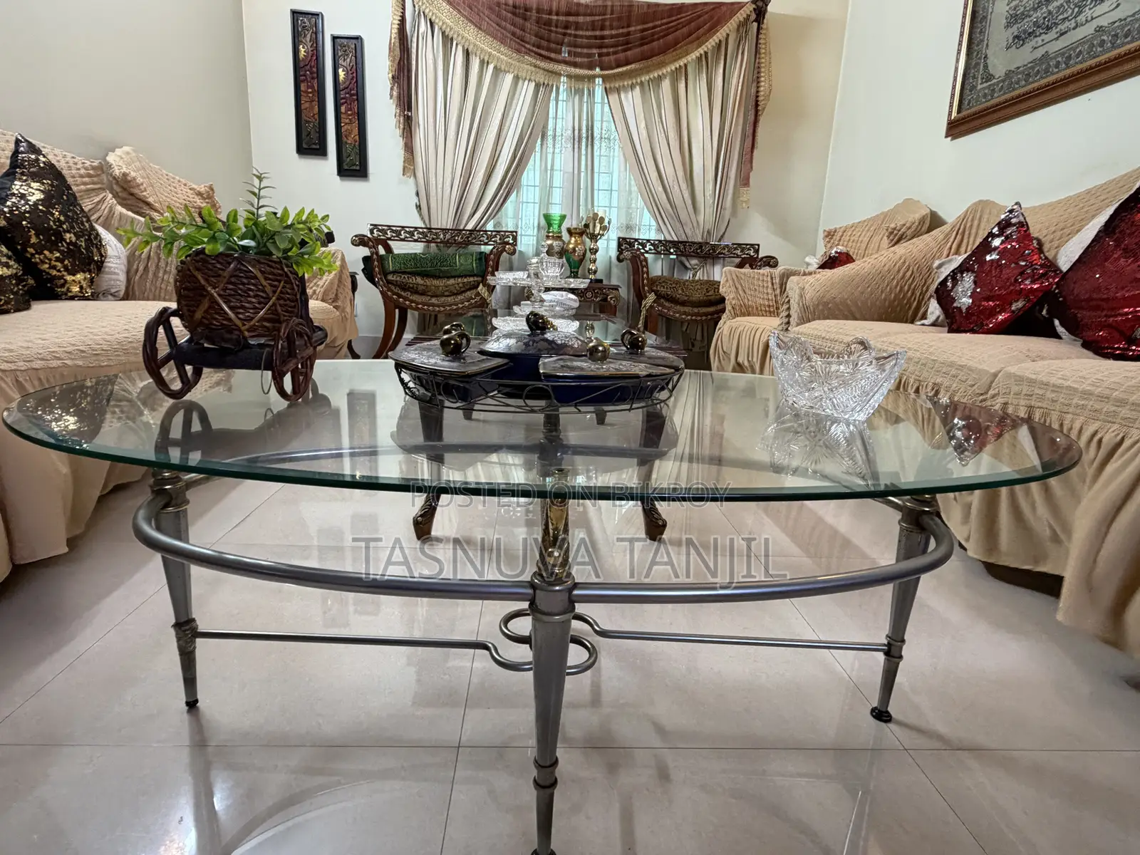 Elegant Oval Glass Coffee Table | Modern Timeless