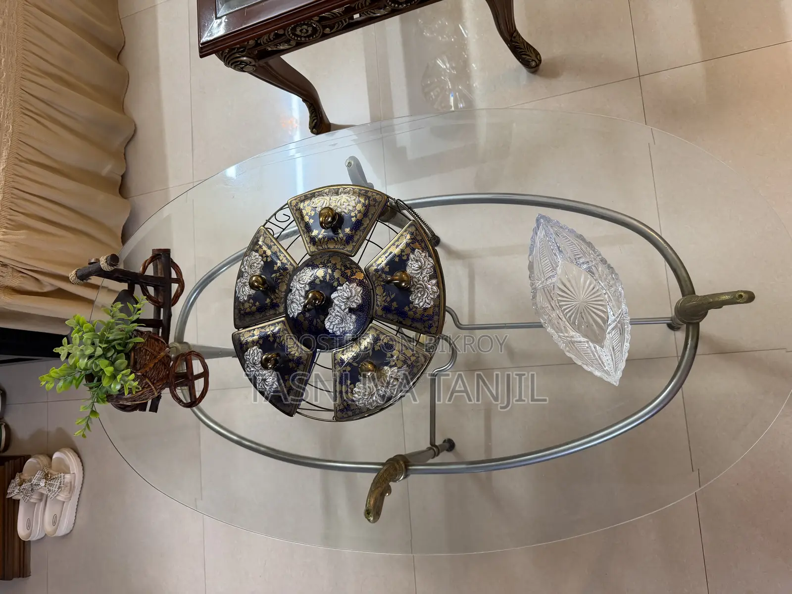 Elegant Oval Glass Coffee Table | Modern Timeless