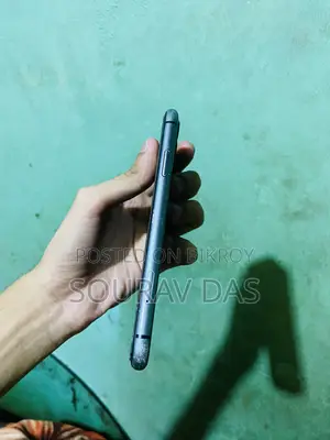 Apple iPhone 11 64 GB Black