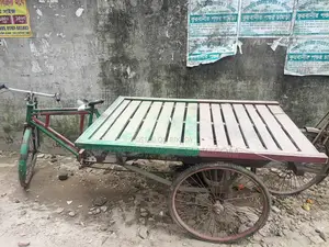 Van, running vehicle, fresh condition