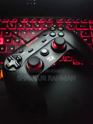 Redragon Saturn G807 Wired Gamepad
