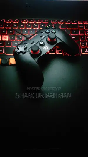 Redragon Saturn G807 Wired Gamepad