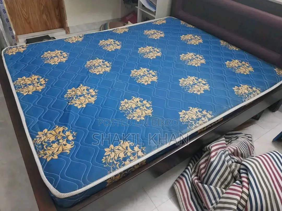 Mattress 6 feet * 7 feet